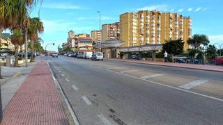 Geschäftsraum in Urbanización Santa Rosa. Local comercial en torrox costa