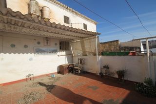 Maison à Camino Algarrobo - Las Arenas. Ideal inversores con ganas de atraer turismo