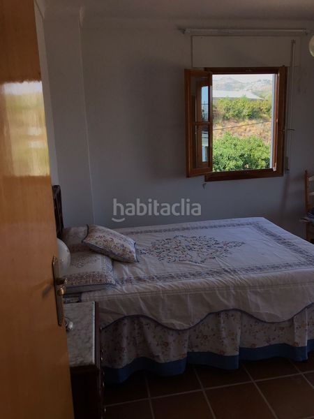 Foto 030253f9-3a99-4313-ad53-90055a8cb0a7. Casa a Caleta de Velez