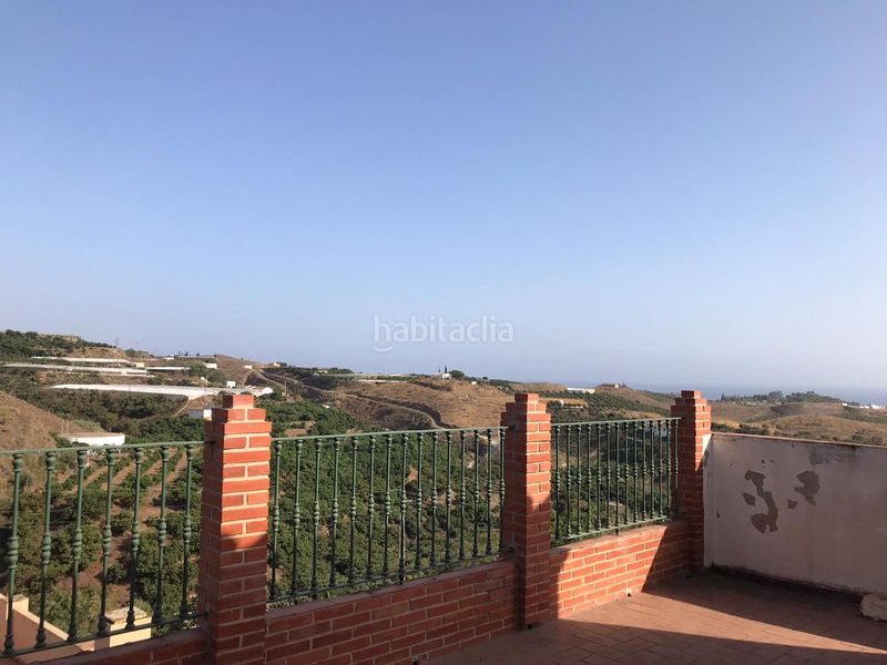 Foto 704f5c43-82bf-4a53-bb35-e63a18a99c4a. Casa a Caleta de Velez