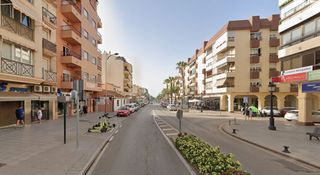Local Comercial a Hispanidad - Vivar Téllez