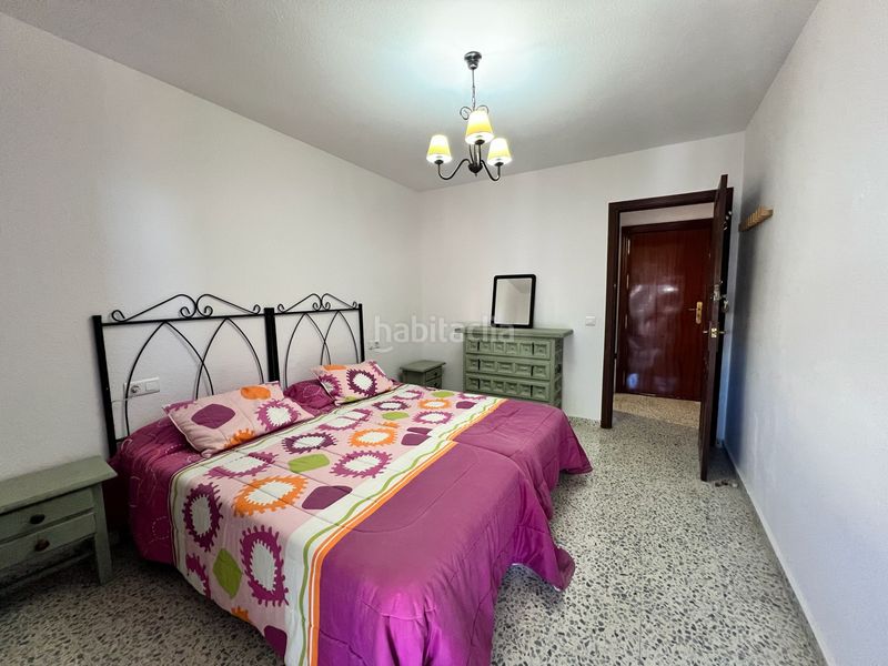 Foto 0f6a448b-fb32-449b-a062-87986d9e839f. Pis amb piscina a Poniente-Faro Torre del Mar