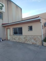 Industrial building in Camino Viejo de Málaga. Se vende nave industrial en vélez-málaga