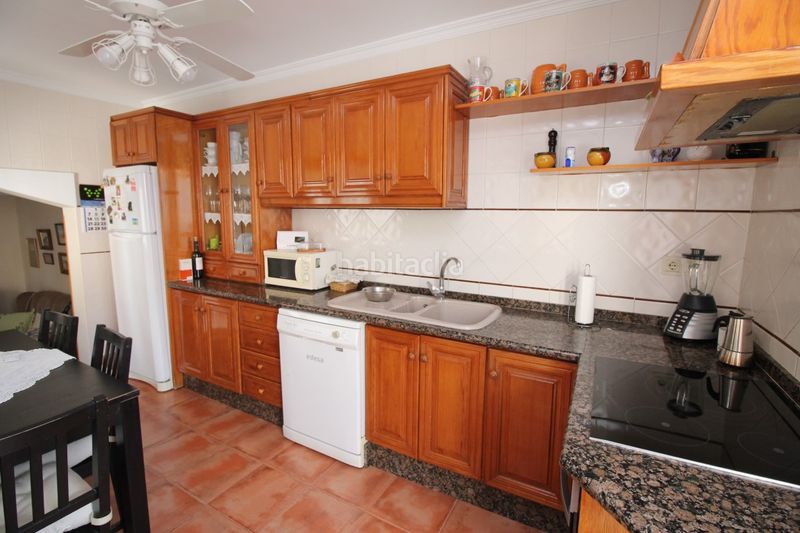 Foto 32228de7-907f-461e-b085-5ffc1bbd4fe9. Casa adossada amb xemeneia aparcament a Norte - Barrio del Pilar - El Reñidero Vélez - Málaga
