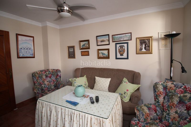 Foto a077590f-588e-4dde-84c8-154c37a9cecb. Casa adossada amb xemeneia aparcament a Norte - Barrio del Pilar - El Reñidero Vélez - Málaga