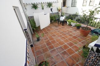 Casa a schiera in Norte - Barrio del Pilar - El Reñidero. Encantadora casa, ubicada en la tranquila zona norte