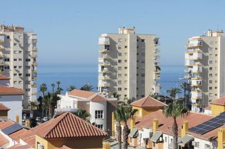 Appartamento in Paseo Marítimo de Levante. ¡vive con vistas al mar en algarrobo costa!