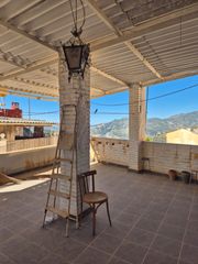 Maison jumelée à Lanjarón. Oportunidad de inversión única