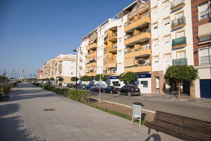 Foto 1e263a3f-fe9f-433a-80f3-674b28953b1d. Pis amb aparcament a Camino Viejo de Málaga Vélez - Málaga