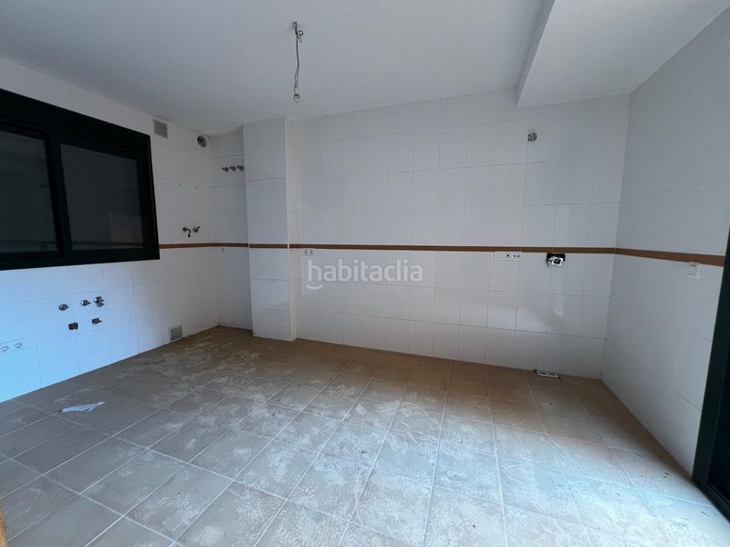 Foto 028f785d-f75c-47cd-b2a9-ad318b419008. Casa adossada amb xemeneia piscina a El Limonar Vélez - Málaga