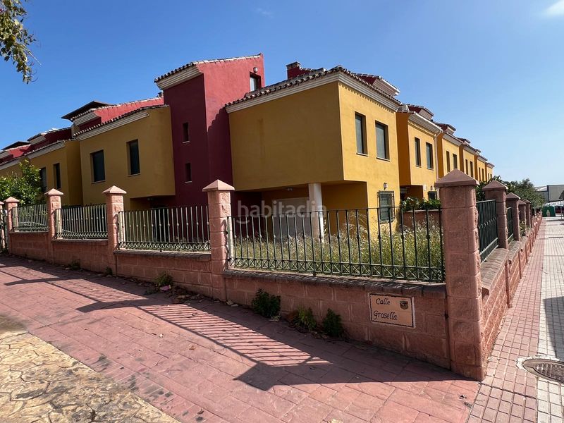 Foto 96d736fa-baef-4fec-8796-60d36d4abe79. Casa adossada amb xemeneia piscina a El Limonar Vélez - Málaga
