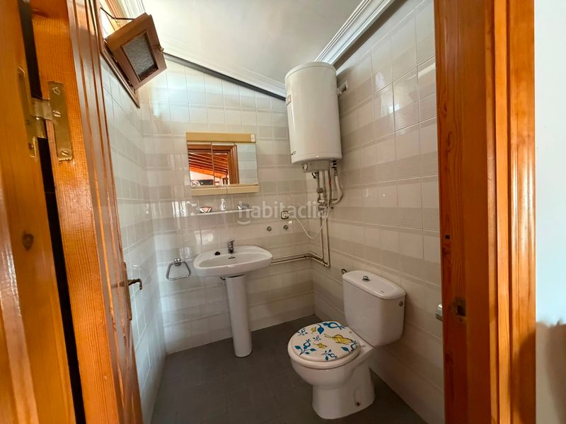 Foto 4e4604ff-5608-43d8-a58a-71be5e45dfd6. Casa amb xemeneia calefacció aparcament piscina a Caleta de Velez