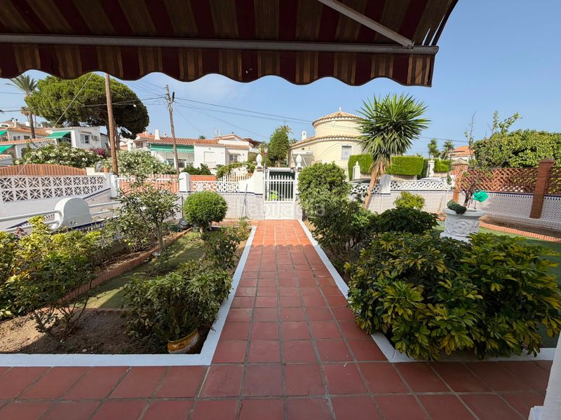 Foto e4d76cbf-c6d5-449c-aaae-93b7445c64e6. Casa amb xemeneia calefacció aparcament piscina a Caleta de Velez