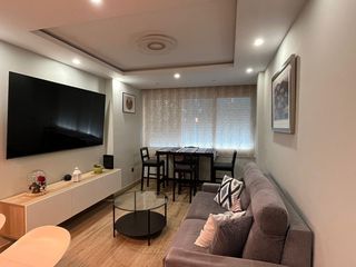 Pis a Centro. Ideal inversores. vivienda dividida en 2 espacios independientes