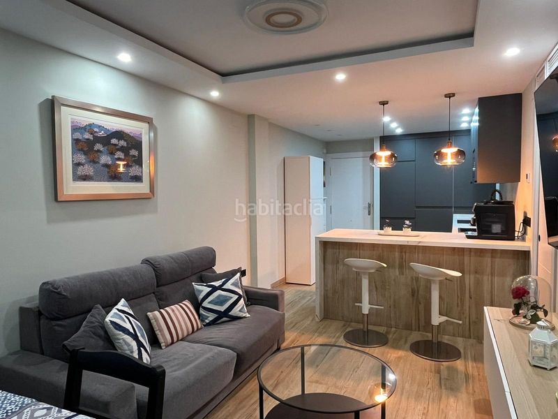 Foto fa9060a1-636f-43e7-bd86-e3a4113d172f. Pis a Centro Torre del Mar