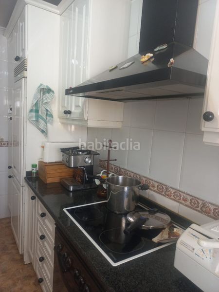 Foto df7fc38a-8a6d-4c16-9e59-c92849b2bbc3. Pis amb piscina a Hispanidad - Vivar Téllez Vélez - Málaga