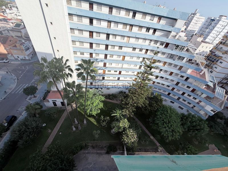 Foto 18f6a789-5c70-46ab-a050-c1be863f1244. Pis amb calefacció piscina a Poniente-Faro Torre del Mar