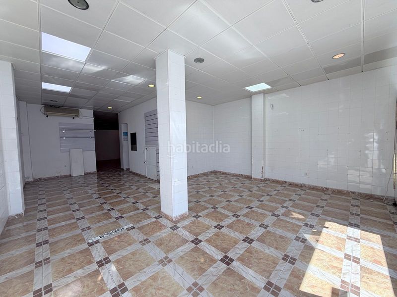 Foto 5890ea20-de39-4fb0-ac68-9a38fe67210f. Business premise in Hispanidad - Vivar Téllez Vélez - Málaga