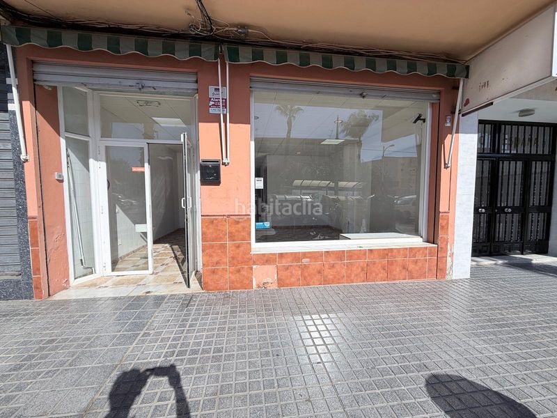 Foto b7bb5d52-f3e8-41c1-b281-8d5bff2dafd0. Business premise in Hispanidad - Vivar Téllez Vélez - Málaga