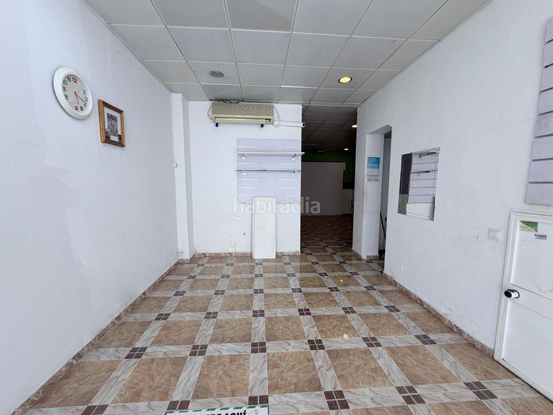 Foto dd68d912-954b-472a-b93c-d6bdc2d3dbd7. Business premise in Hispanidad - Vivar Téllez Vélez - Málaga