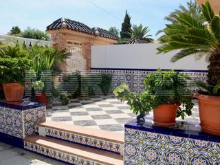Semi detached house in Bahia. Pareado 5 habitaciones ref. 993