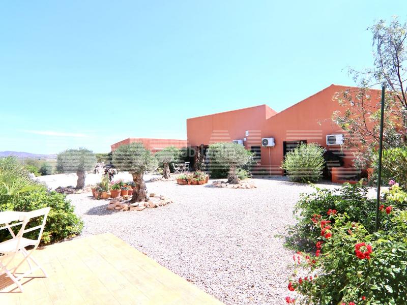 Foto daae1478-da28-4619-8e68-71ccf4a4908c. House with parking pool in Las Cánovas - Cuevas de Reyllo Fuente Álamo de Murcia