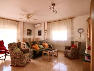 Flat in Pescadores. Piso de 3 habitaciones a 50m del paseo maritimo