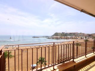 Pis a Pescadores. Piso en paseo maritimo 4 habitaciones