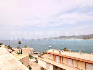 Zweistöckige Wohnung in Perín. Duplex con vistas al mar la azohia