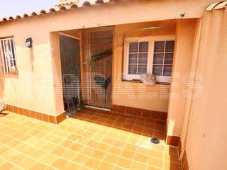 Duplex in Playa Grande-Castellar. Duplex con terraza solarium en playa grande