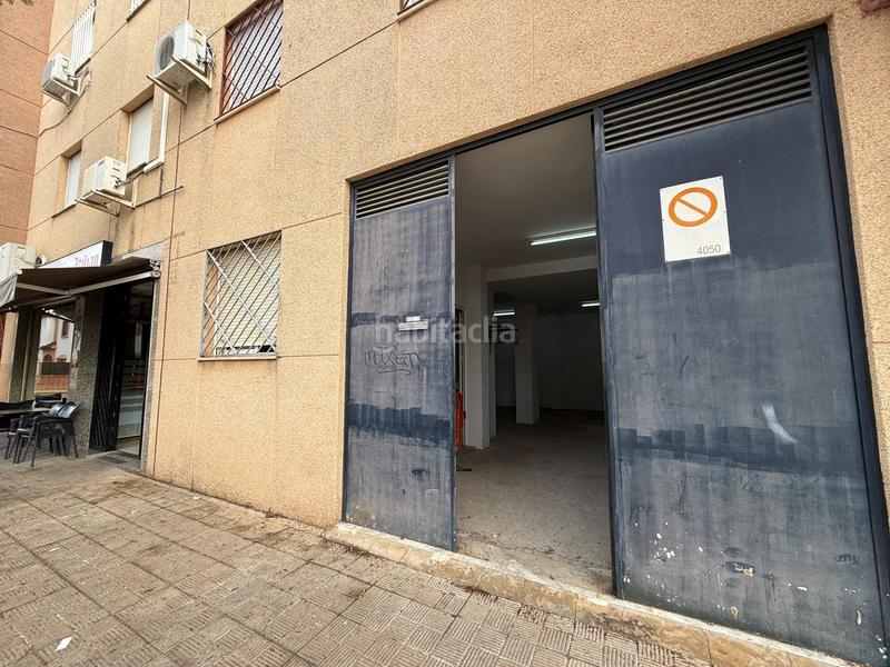 Foto 34ac99f3-a811-4ab1-a2ab-fdc0b1ccb1e3. Local comercial en calle pablo vi 3 local comercial en venta vistazul en Dos Hermanas