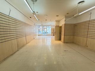 Local Comercial en Calle Portugal 1