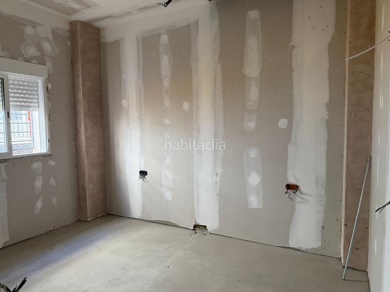 Foto 0b641685-153c-49f8-b7a6-ca2f8b2ec415. Casa a schiera in calle tarancón 9 in Centro - Doña Mercedes Dos Hermanas