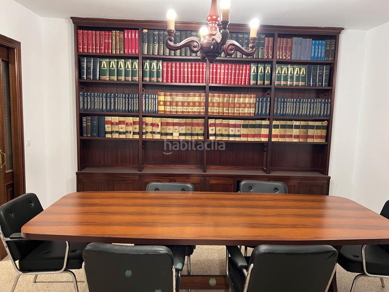 Foto 813e3023-20a3-42a1-bba7-8efac6ae7c4d. Bureau dans calle manuel calvo leal 2 dans El Arenal - La Pólvora Dos Hermanas