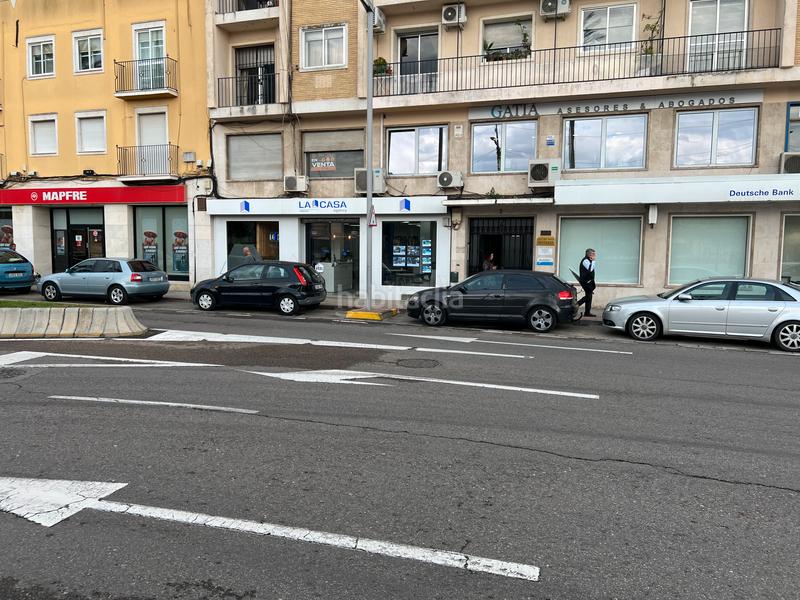 Foto a100a938-368c-486f-946c-6e83c45b1aa4. Bureau dans calle manuel calvo leal 2 dans El Arenal - La Pólvora Dos Hermanas