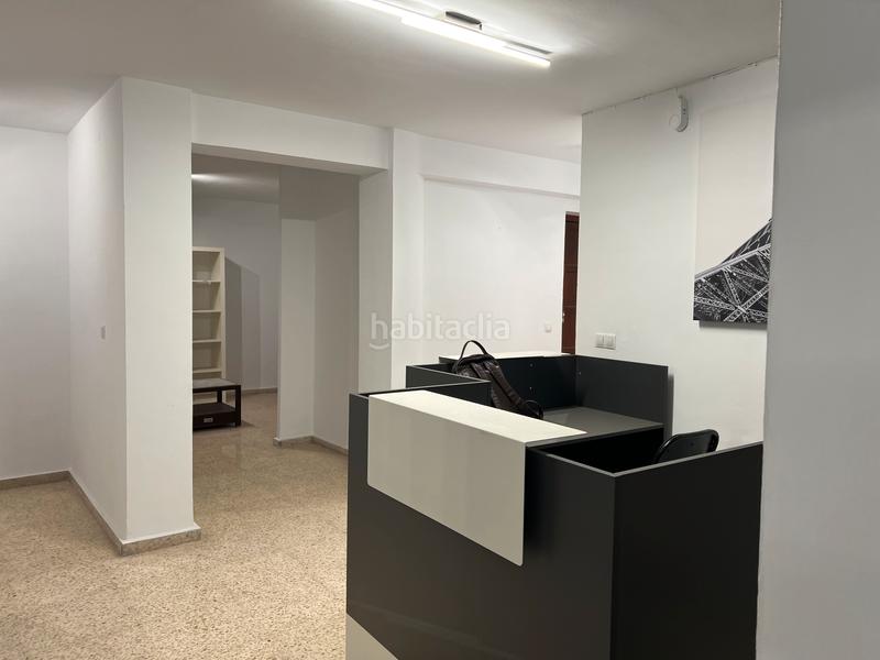 Foto e9a33374-c02e-4314-a09a-21fc04162e68. Bureau dans calle manuel calvo leal 2 dans El Arenal - La Pólvora Dos Hermanas