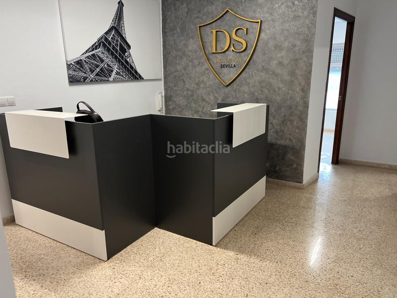 Foto f0baa25d-4ae0-4ca1-b47c-386415344237. Bureau dans calle manuel calvo leal 2 dans El Arenal - La Pólvora Dos Hermanas