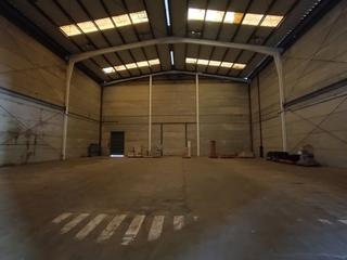 Location Bâtiment à usage industriel à Carretera sevilla-cádiz 556. Naves en alquiler con oficinas