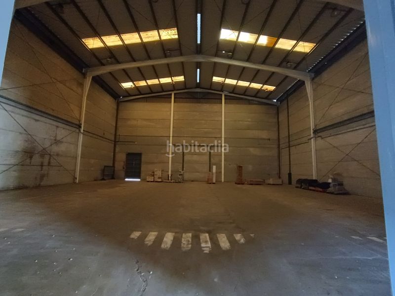 Foto 2af304f0-eacc-4722-be73-95e7349ea077. Rent industrial building in carretera sevilla-cádiz 556 in Dos Hermanas