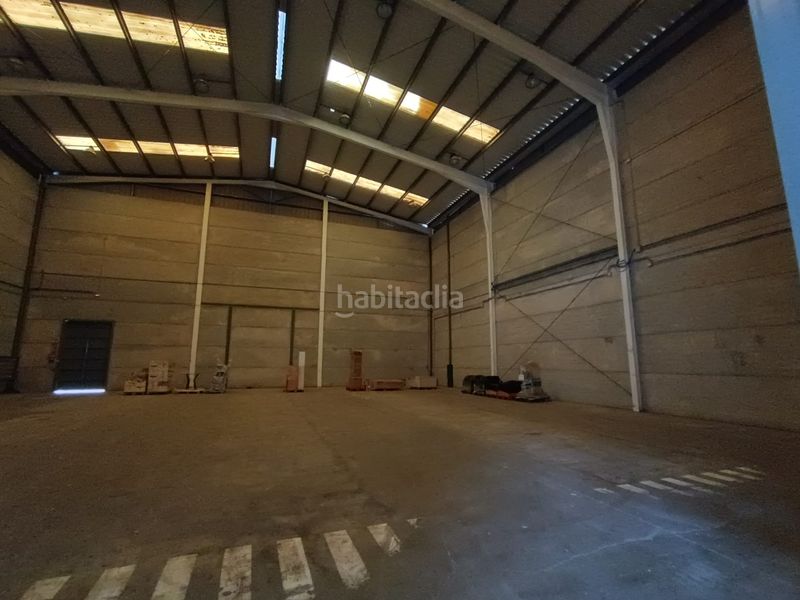 Foto 3baec711-97d5-47c2-b13b-4b7c738db820. Rent industrial building in carretera sevilla-cádiz 556 in Dos Hermanas