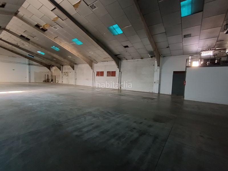 Foto 7f3a8703-0113-4b74-b789-61b3feeee6a9. Rent industrial building in carretera sevilla-cádiz 556 in Dos Hermanas