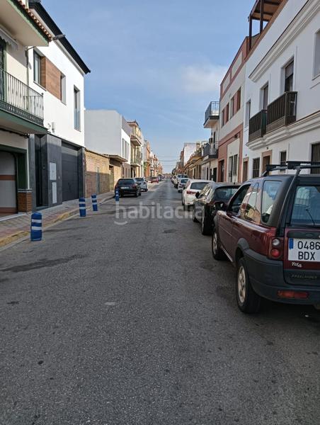 Foto b029da9e-5f61-4c82-9c8a-1953cf84799c. Parking coche 7 garajes en venta en calle la habana en Dos Hermanas