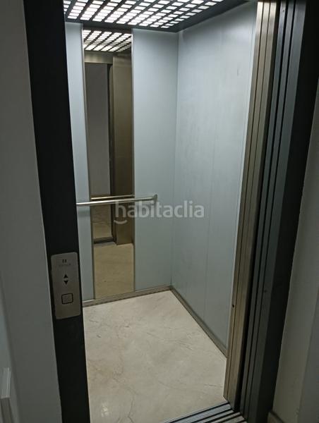 Foto d2caccb7-5102-4dc6-85a4-459017112299. Parking coche 7 garajes en venta en calle la habana en Dos Hermanas