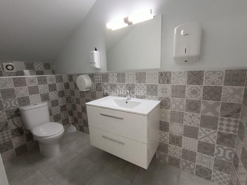 Foto d3c3bcad-ce2b-4f26-8574-8f5ed0af8e80. Local comercial a n/a a Centro - Doña Mercedes Dos Hermanas