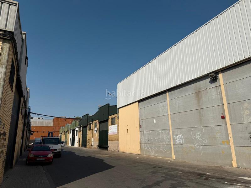 Foto c20c6693-db4b-4412-bb55-5616842bb356. Alquiler nave industrial en calle pintor amalio garcía del moral 12 nave en alquiler en polig. orippo en Dos Hermanas