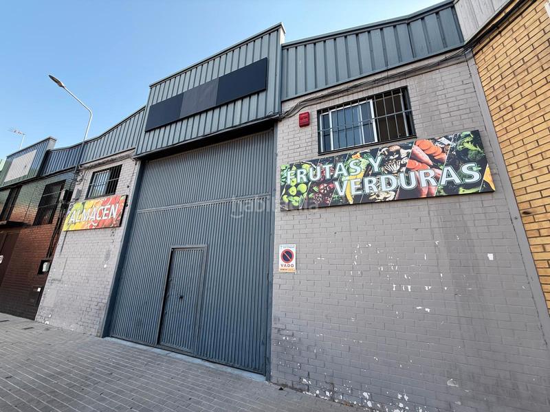 Foto cf060a2b-08a4-48f3-9929-c0b130cd2310. Alquiler nave industrial en calle pintor amalio garcía del moral 12 nave en alquiler en polig. orippo en Dos Hermanas