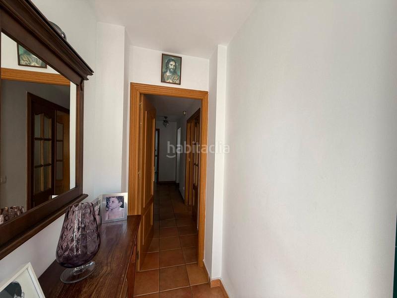Foto 1fdf062e-d12e-45ae-968a-e393fca1a3d0. Casa adosada en calle cartagenera 28 casa unifamiliar en zona avda. españa en Dos Hermanas