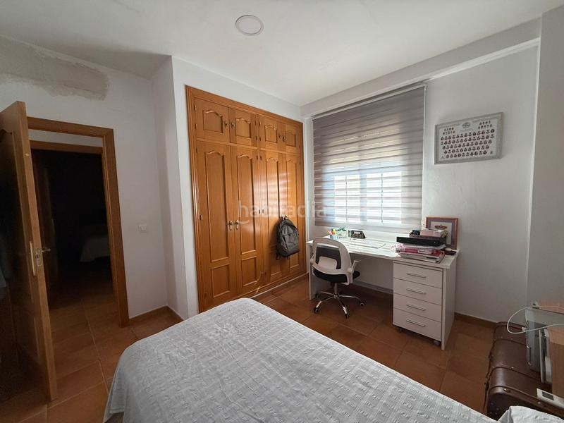 Foto 503d3302-5a92-4d19-aa56-6f294d63162b. Casa adosada en calle cartagenera 28 casa unifamiliar en zona avda. españa en Dos Hermanas