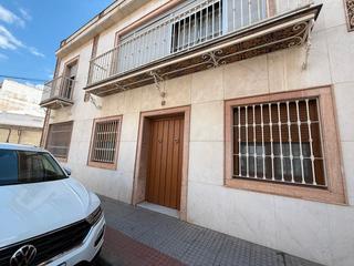 Haus in Calle cristo de la veracruz 12. Casa en planta baja en centro de dos hermanas