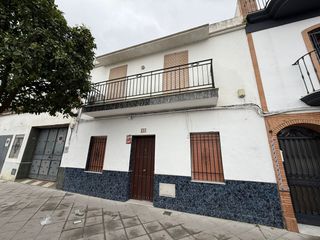Casa adossada a Calle real de utrera 256